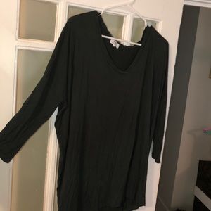 Deep brown V neck three quarter length shirt.